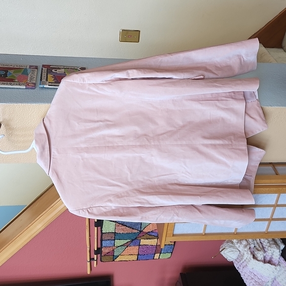 White House Black Market Pink Blazer - Picture 4 of 11